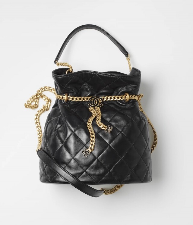 名牌水桶袋推薦：Chanel Bucket Bag $38,500