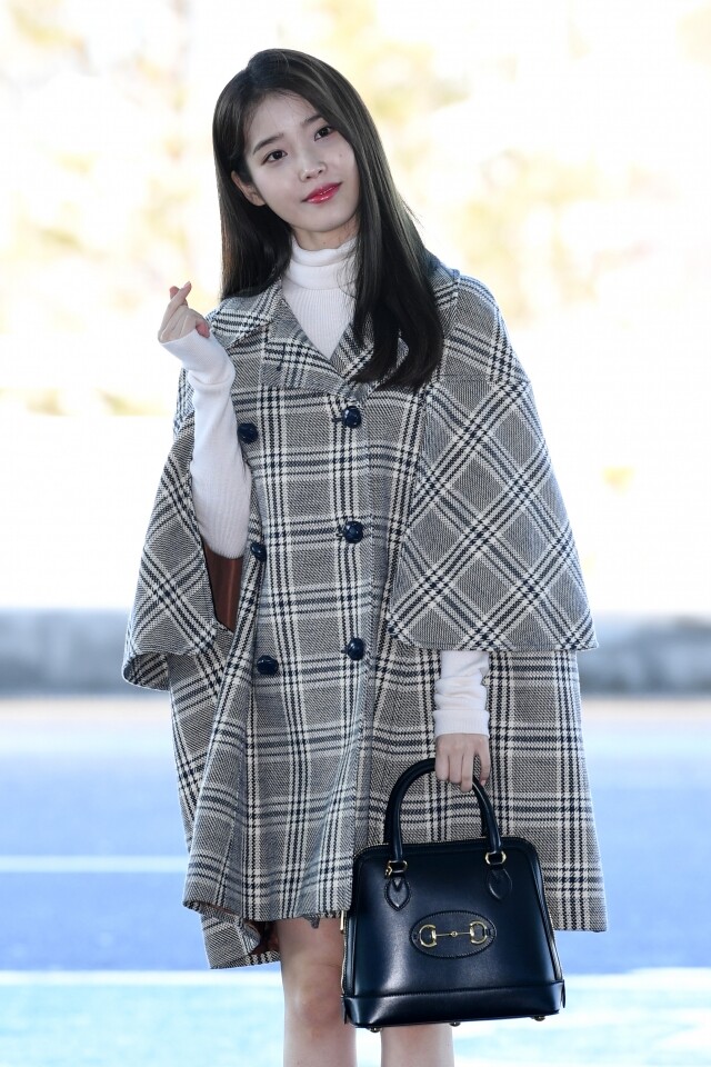 Gucci 延續經典馬銜扣的優雅,推出全新 Softbit 手袋系列 | 把實用性融入鬆弛感,甫亮相即成為大熱 Gucci 延續經典馬銜扣的優雅,推出全新 Softbit 手袋系列 | 把實用性融入鬆弛感,甫亮相即成為大熱
