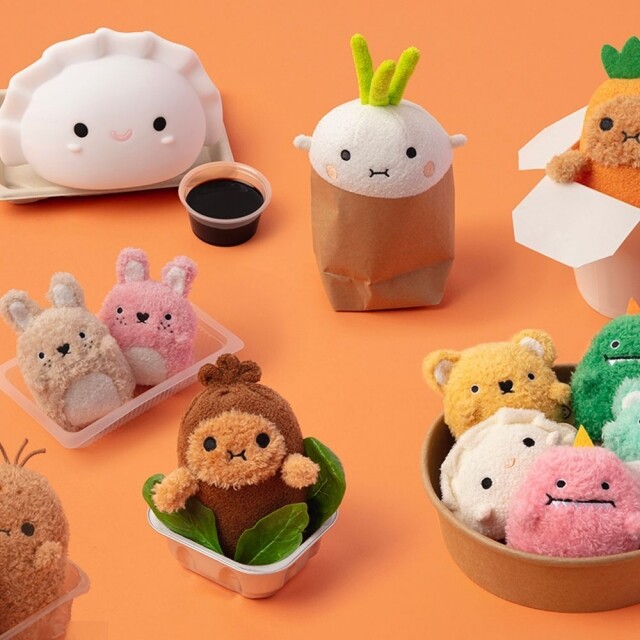 Noodoll 公仔爆紅!被視為 Jellycat 勁敵,這個英國品牌創辦人原來是台灣人? Noodoll 公仔爆紅!被視為 Jellycat 勁敵,這個英國品牌創辦人原來是台灣人?