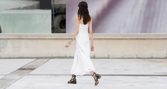 巴黎直擊！Chloé 2023 春夏系列