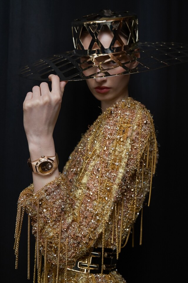 Audemars Piguet 再度跨界合作！獨家專訪英國時裝設計師 Tamara Ralph