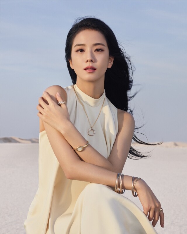 Jisoo、王嘉爾、Labrinth 廣告照曝光!Cartier Trinity 面世 100 周年破格亮相 Jisoo、王嘉爾、Labrinth 廣告照曝光!Cartier Trinity 面世 100 周年破格亮相