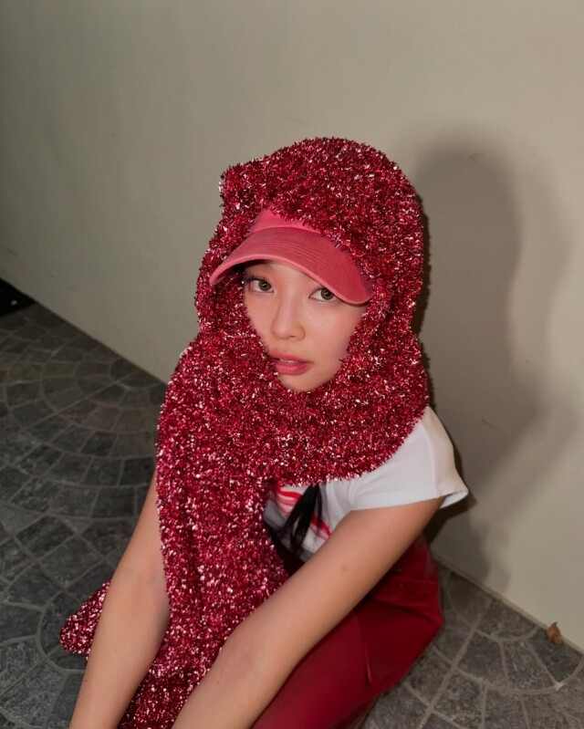 櫻桃女孩是甚麼?大熱「Cherry Red 櫻桃紅色」不是秋冬限定,一年四季都適合的復古性感風格 櫻桃女孩是甚麼?大熱「Cherry Red 櫻桃紅色」不是秋冬限定,一年四季都適合的復古性感風格