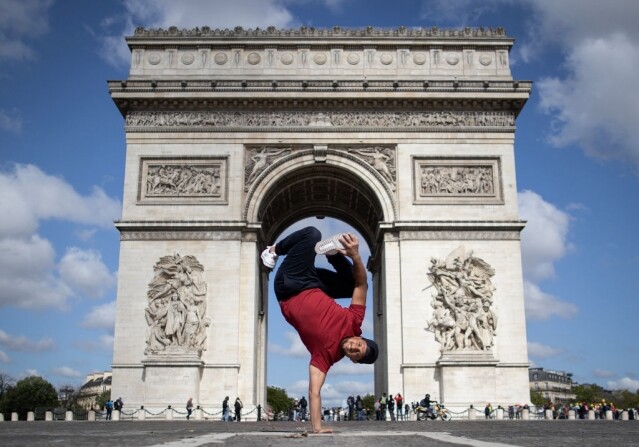 2024 巴黎奧運霹靂舞 Break Dance 首次登場!解構 B-boys B-girls 穿搭重點及必備單品 2024 巴黎奧運霹靂舞 Break Dance 首次登場!解構 B-boys B-girls 穿搭重點及必備單品
