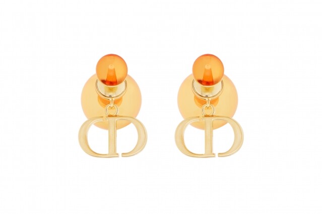 Dior Tribales 螢光橙色透明樹脂珠連 CD 吊飾耳環 $4,700