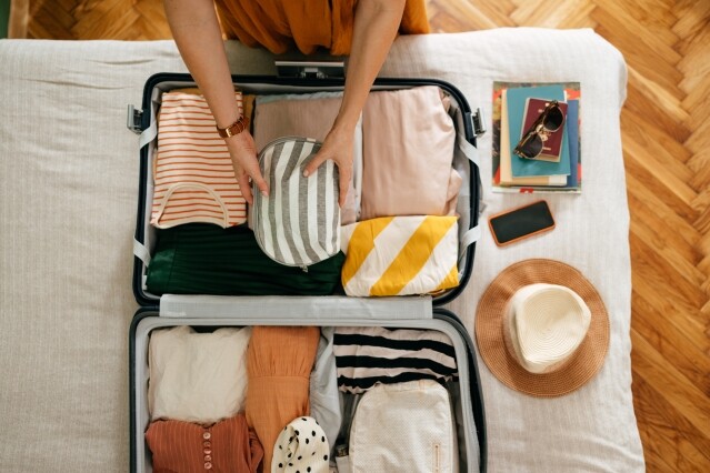 旅行清單 2023｜旅行行李清單 Checklist！男女通用，長短途機執行李前必讀