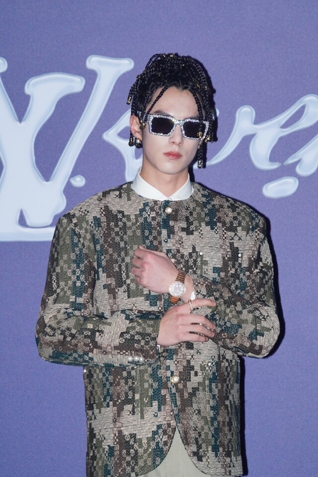 LV 男裝香港星光大道時裝大秀！周潤發、宋仲基、郭富城、Felix李龍馥等眾星雲集打造真正夜繽紛