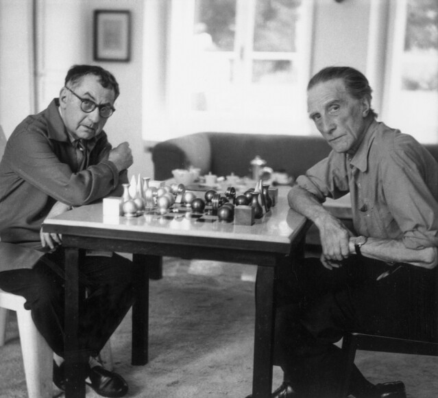 Man Ray(左)與 Marcel Duchamp。 Man Ray(左)與 Marcel Duchamp。