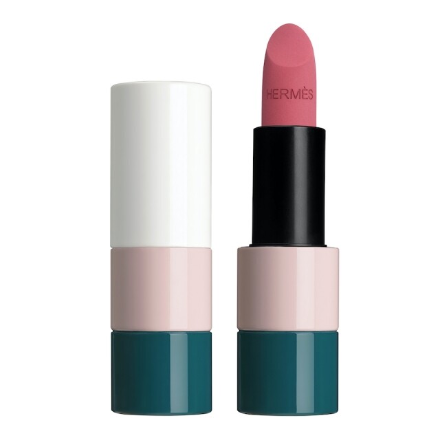 Rouge Hermès Rose Nuit Matte 是 2020 秋冬限量版唇膏中唯一的啞光質地選擇 Rouge Hermès Rose Nuit Matte 是 2020 秋冬限量版唇膏中唯一的啞光質地選擇