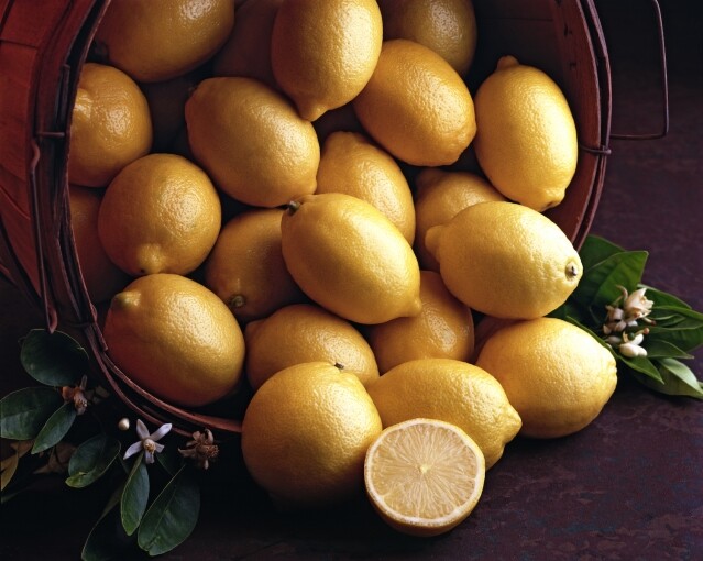 美白食物：檸檬 美白、收縮毛孔