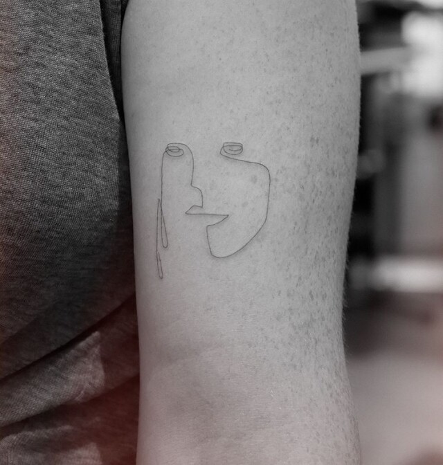 Jakubnowicztattoo 居於米蘭的紋身師傅 Jakub Nowicz Jakubnowicztattoo 居於米蘭的紋身師傅 Jakub Nowicz