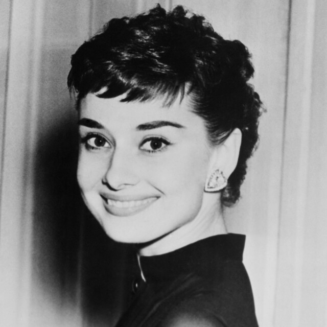 Audrey Hepburn 可以說是＂The queen of pixie”