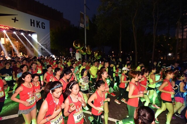 2017 年 4 月於啟德郵輪碼頭舉辦的第 2 屆 Nike Women's 10K Hong Kong 2016 已小試牛刀提供配速員服務。 2017 年 4 月於啟德郵輪碼頭舉辦的第 2 屆 Nike Women's 10K Hong Kong 2016 已小試牛刀提供配速員服務。