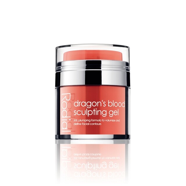 Rodial Dragon‘s BloodHyaluronic Mask $420/50ml (Joyce Beauty) 為肌膚補充水份，具有雙重保濕及飽滿肌膚效能，減少皮膚泛紅，亦可作 sleeping mask 使用。