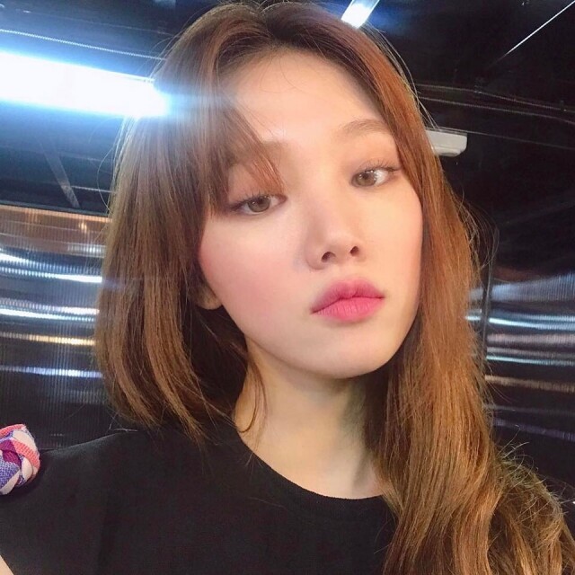 李聖經咬唇妝 李聖經咬唇妝