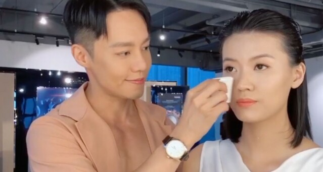 星級化妝師 Alvin Goh 教你如何令粉底更貼服，以及精華粉底的使用秘訣