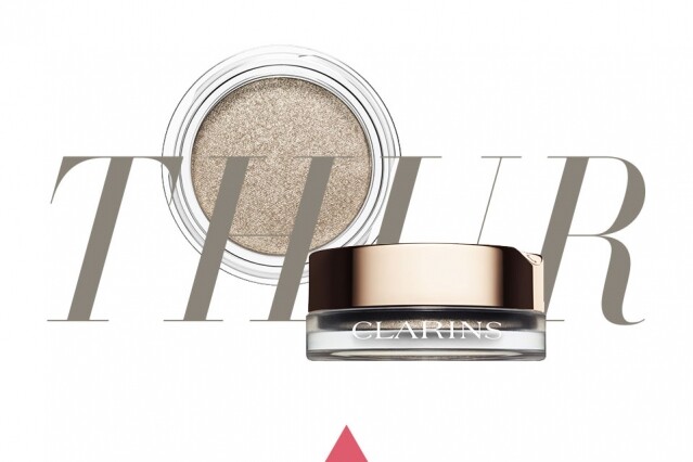 Clarins Ombre Matte Eyeshadow $180 渴望 Happy Friday 的來臨,星期四簡簡單單就好,用 Clarins 單色眼影稍作修飾就出門了。Clarins Ombre Matte Eyeshadow $180 渴望 Happy Friday 的來臨,星期四簡簡單單就好,用 Clarins 單色眼影稍作修飾就出門了。份量容易控制又貼服,用手指直接塗也不成問題。 Clarins Ombre Matte Eyeshadow $180 渴望 Happy Friday 的來臨,星期四簡簡單單就好,用 Clarins 單色眼影稍作修飾就出門了。Clarins Ombre Matte Eyeshadow $180 渴望 Happy Friday 的來臨,星期四簡簡單單就好,用 Clarins 單色眼影稍作修飾就出門了。份量容易控制又貼服,用手指直接塗也不成問題。