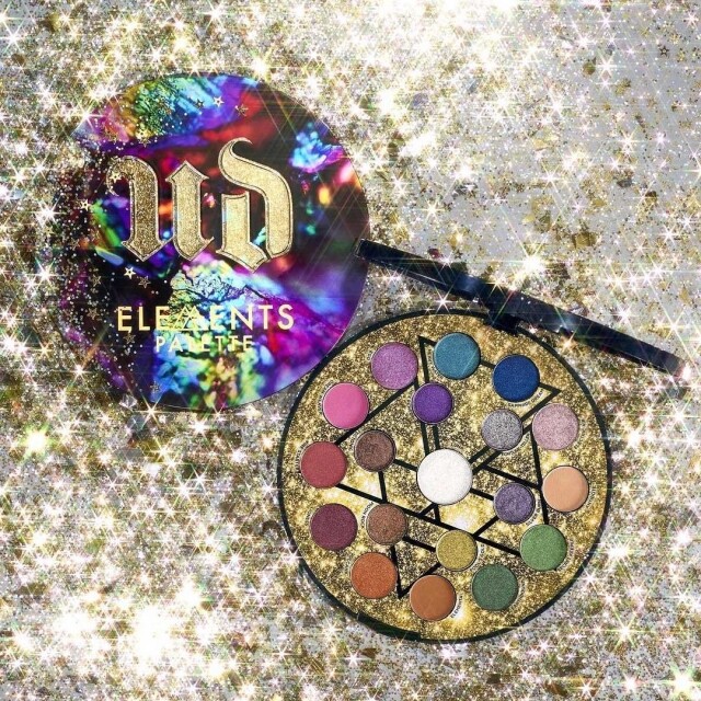 品牌創辦人之一 Wende Zomnir 率先在 IG 發佈一盒 18 色眼影組合 Element Palette ，明言即將於 9 月 10 日上架，粉絲很快就可以擁有新歡了！
