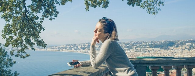 法國女人的美肌態度!愛自己更要改變你的錯誤護膚哲學 法國女人的美肌態度!愛自己更要改變你的錯誤護膚哲學