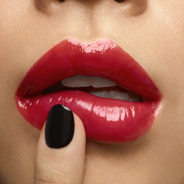 YSL Rouge Volupté Shine Burning Chilis 迷魅亮彩唇膏 #127 價錢:$295 YSL Rouge Volupté Shine Burning Chilis 迷魅亮彩唇膏 #127 價錢:$295