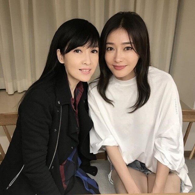 周慧敏同樣像吃了防腐劑一樣 周慧敏同樣像吃了防腐劑一樣