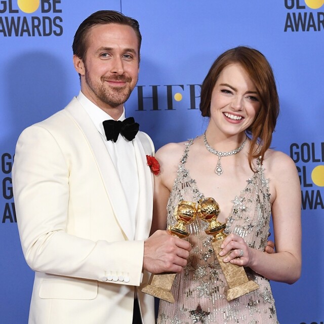 1. 《星聲夢裡人》(La La Land)成大贏家 呼聲一直很高的 Ryan Gosling 和 Emma Stone 不負眾望,憑 《星聲夢裡人》(La La Land)雙雙分別奪得音樂劇/喜劇組的最佳男主角及最佳女主角!而且電影更獲得最佳導演、最佳原創劇本、最佳原創音樂等 7 個獎項,是金球獎史上首套 7 項提名全都獲獎的電影! 1. 《星聲夢裡人》(La La Land)成大贏家 呼聲一直很高的 Ryan Gosling 和 Emma Stone 不負眾望,憑 《星聲夢裡人》(La La Land)雙雙分別奪得音樂劇/喜劇組的最佳男主角及最佳女主角!而且電影更獲得最佳導演、最佳原創劇本、最佳原創音樂等 7 個獎項,是金球獎史上首套 7 項提名全都獲獎的電影!
