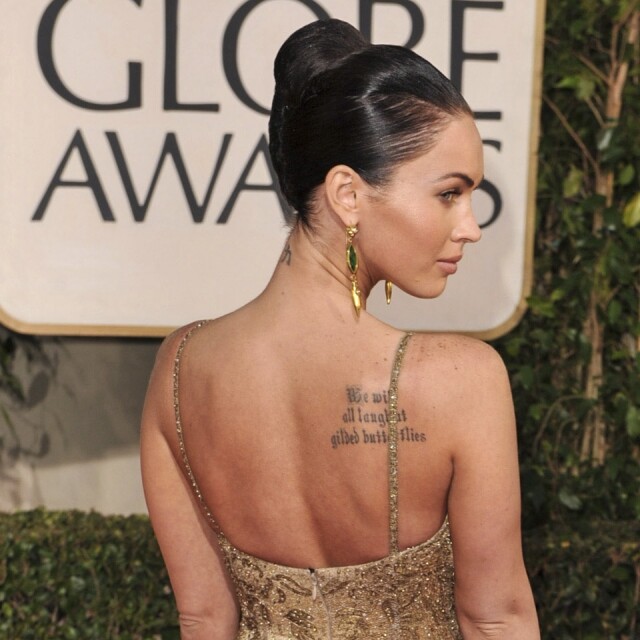 Megan Fox 在頸後紋上了一個中文字「力」的紋身