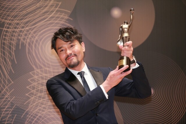2017 年林家棟憑「樹大招風」一片，奪 36 屆香港電影獎最佳男主角。