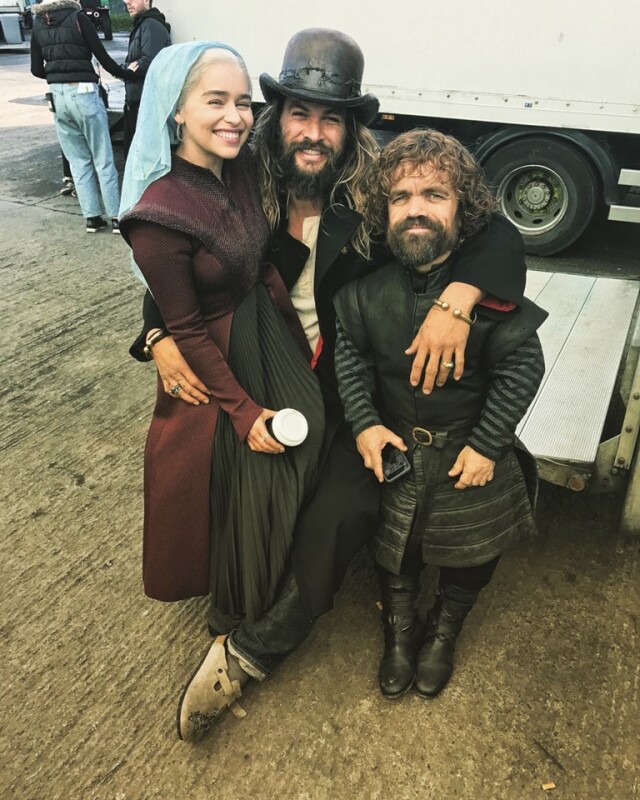 《權力遊戲》「龍母」Emilia Clarke 戲內魅力過人,戲外更吸引! 《權力遊戲》「龍母」Emilia Clarke 戲內魅力過人,戲外更吸引!