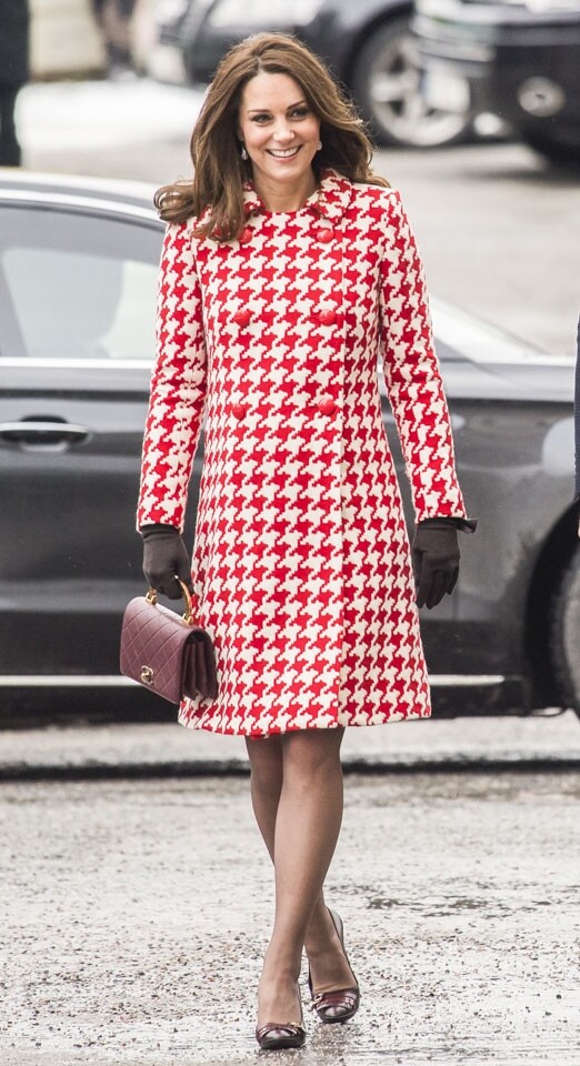 別以為皇室貴婦就一定擁有纖纖玉手，凱特王妃 Kate Middleton 在冬天間中都會戴