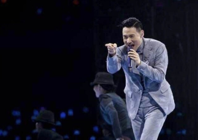 完成人生第 8 次世界巡迴演唱會,張學友自詡愛唱歌的「神經病人」 完成人生第 8 次世界巡迴演唱會,張學友自詡愛唱歌的「神經病人」