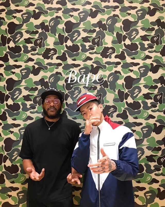 當有人說問到他有否跟 Jay Z 說過什麼,他表示只見過真人一次 當有人說問到他有否跟 Jay Z 說過什麼,他表示只見過真人一次