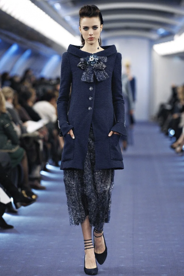 Margaret 在 2011 年得到時尚品牌 Alberta Ferretti 的青睞,首次在紐約時裝週上亮相。之後,Margaret 亦有機會在 2012 春夏巴黎時裝週中站上了 Valentino 和 Chanel 的伸展台 Margaret 在 2011 年得到時尚品牌 Alberta Ferretti 的青睞,首次在紐約時裝週上亮相。之後,Margaret 亦有機會在 2012 春夏巴黎時裝週中站上了 Valentino 和 Chanel 的伸展台