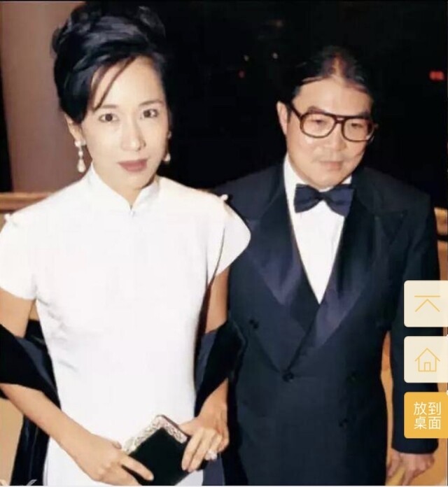 朱玲玲曾向前夫霍震霆提議搬出老宅獨居,卻被他劈頭大駡。 朱玲玲曾向前夫霍震霆提議搬出老宅獨居,卻被他劈頭大駡。