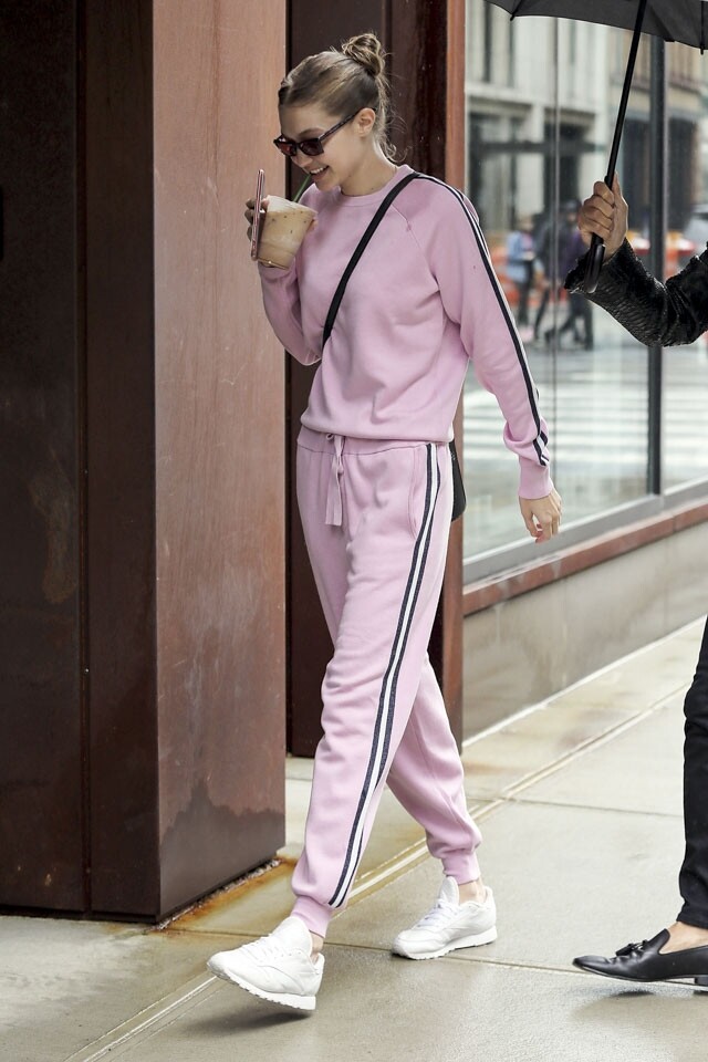 吳謹言、Kendall Jenner 將睡衣著出街？名模女星將全套運動穿出時尚感