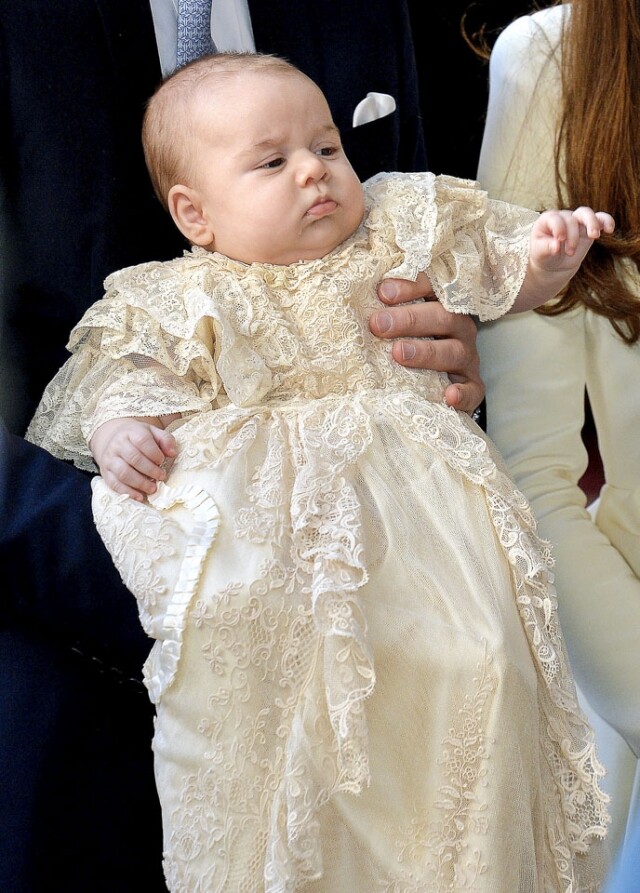 喬治小王子出生不久後便到教堂受洗