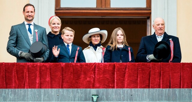 比英國皇室更人性、更貼地的挪威皇室家族