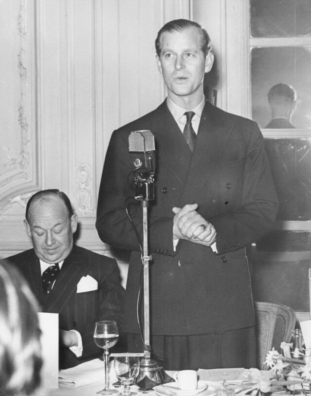Prince Philip 已在 2017 年正式退休,他是是皇室成員中歷史最悠久的男性成員 Prince Philip 已在 2017 年正式退休,他是是皇室成員中歷史最悠久的男性成員