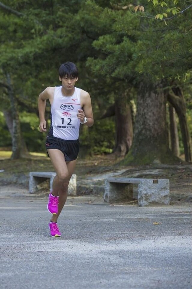 至於《陸王》，竹內飾演馬拉松選手