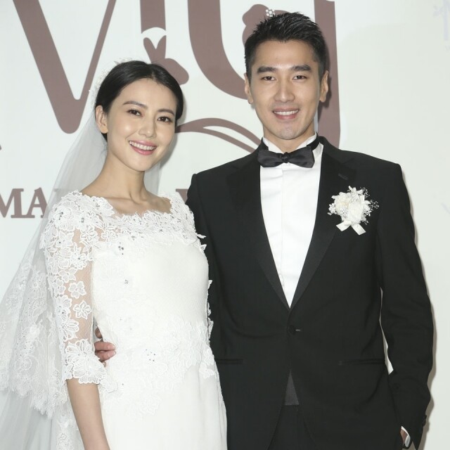 趙又廷除了演技再次受到戲迷的關注，他專一愛妻的形象亦擄獲一眾女 fans 的心。