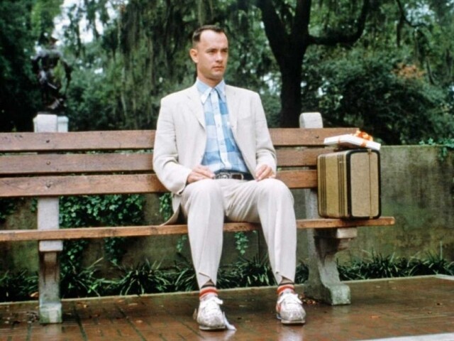 以為《費城故事》中的湯漢斯出眾?那《阿甘正傳》(Forrest Gump)中的他就可以用讚嘆來形容。 以為《費城故事》中的湯漢斯出眾?那《阿甘正傳》(Forrest Gump)中的他就可以用讚嘆來形容。
