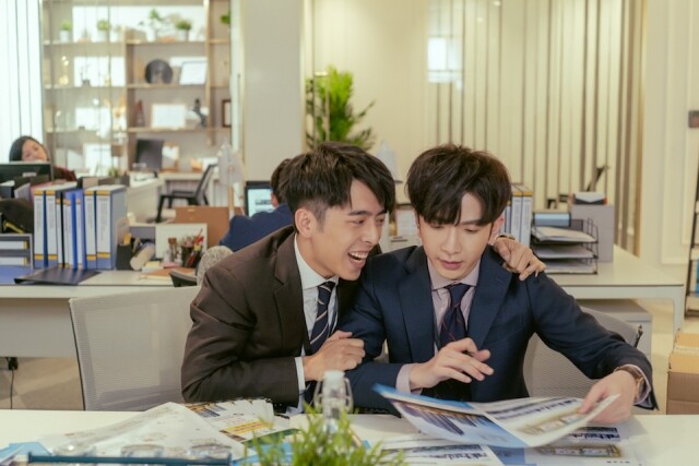 VIUTV 港版 BL 劇《大叔的愛》第三集內容 (播出日期:2021 年 6 月 30 日 ) VIUTV 港版 BL 劇《大叔的愛》第三集內容 (播出日期:2021 年 6 月 30 日 )