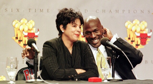 Michael Jordan 和 Juanita Vanoy