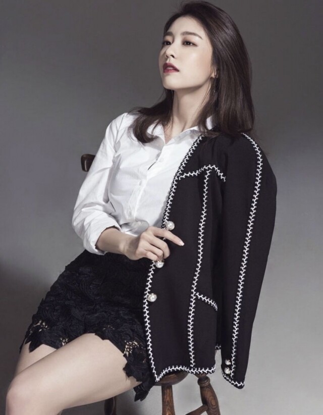 年輕的趙銀政，曾被一眾男粉絲封為「韓國最美麗的女主播」。