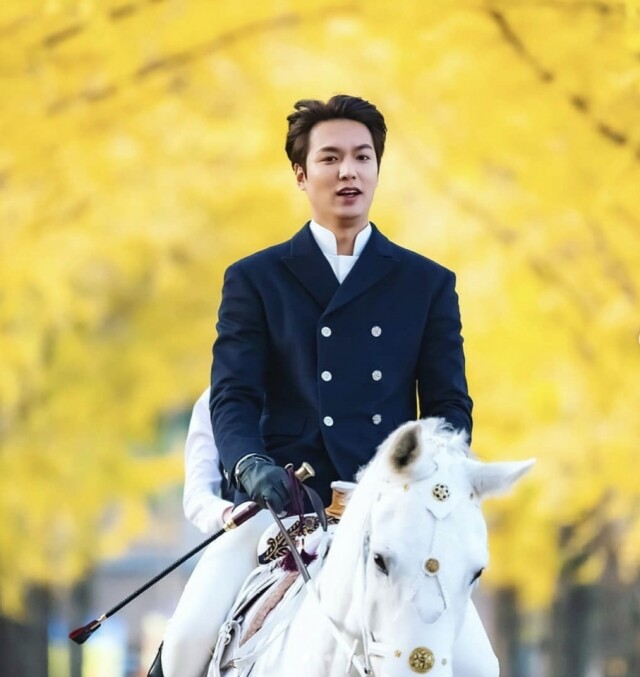憑《繼承者們》成韓國最吸金男神！李敏鎬復出之作《The king：永遠的君主》萬眾期待。