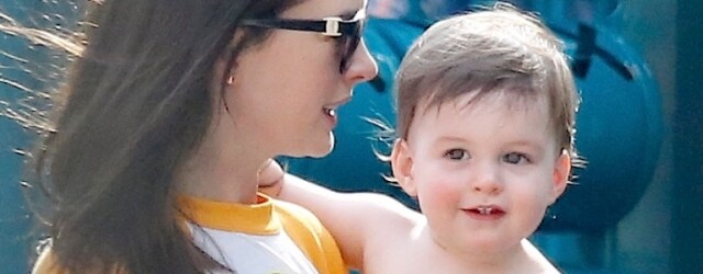 Anne Hathaway 兒子正面照曝光！完美複製媽媽優良基因
