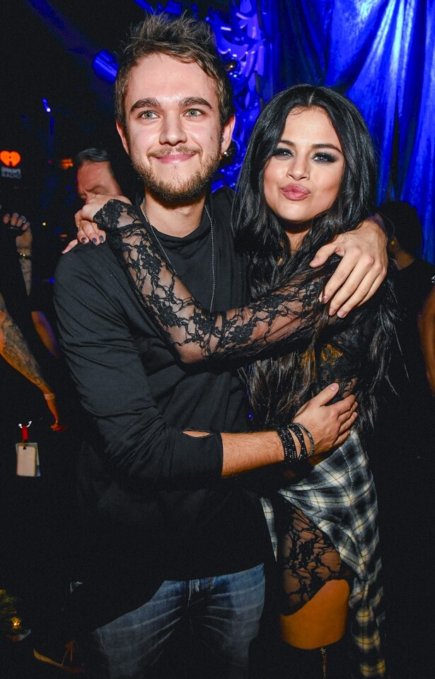 Selena Gomez 與知名 DJ Zedd 因合作《IWant You to Know》而互動頻繁，從而擦出愛火花