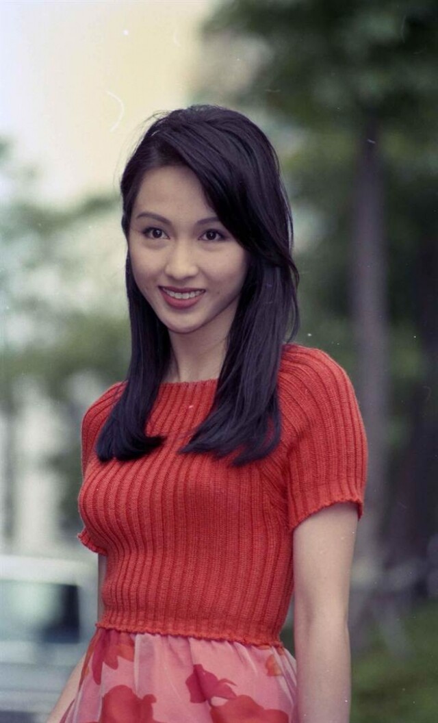 黎姿清純造型 紅色穿搭 黎姿清純造型 紅色穿搭