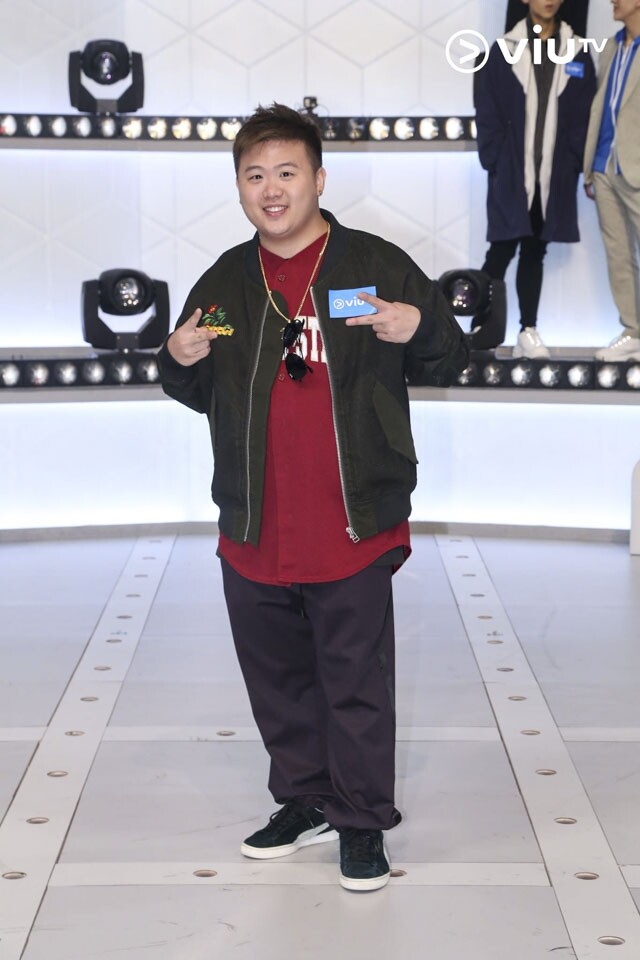 1.「肥仔」梁業 姜濤在 20 強比賽中發揮水凖,作爲拍擋的肥仔可謂功不可沒 1.「肥仔」梁業 姜濤在 20 強比賽中發揮水凖,作爲拍擋的肥仔可謂功不可沒