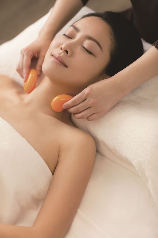 Warm Amber Meridian Massage 更能促進身體的血氣運行暢順